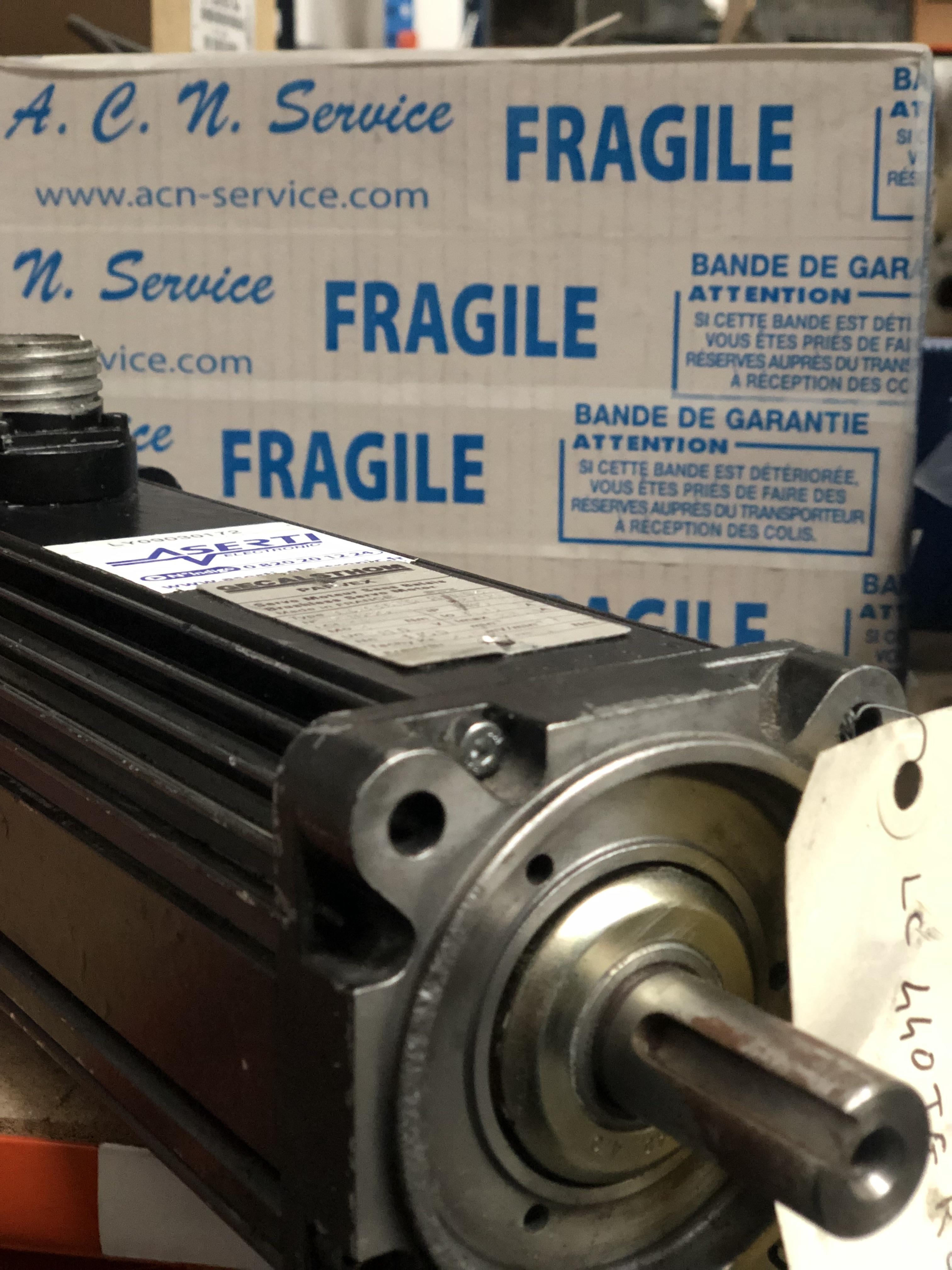 Parvex Moteur d'axe LC440TG R0604