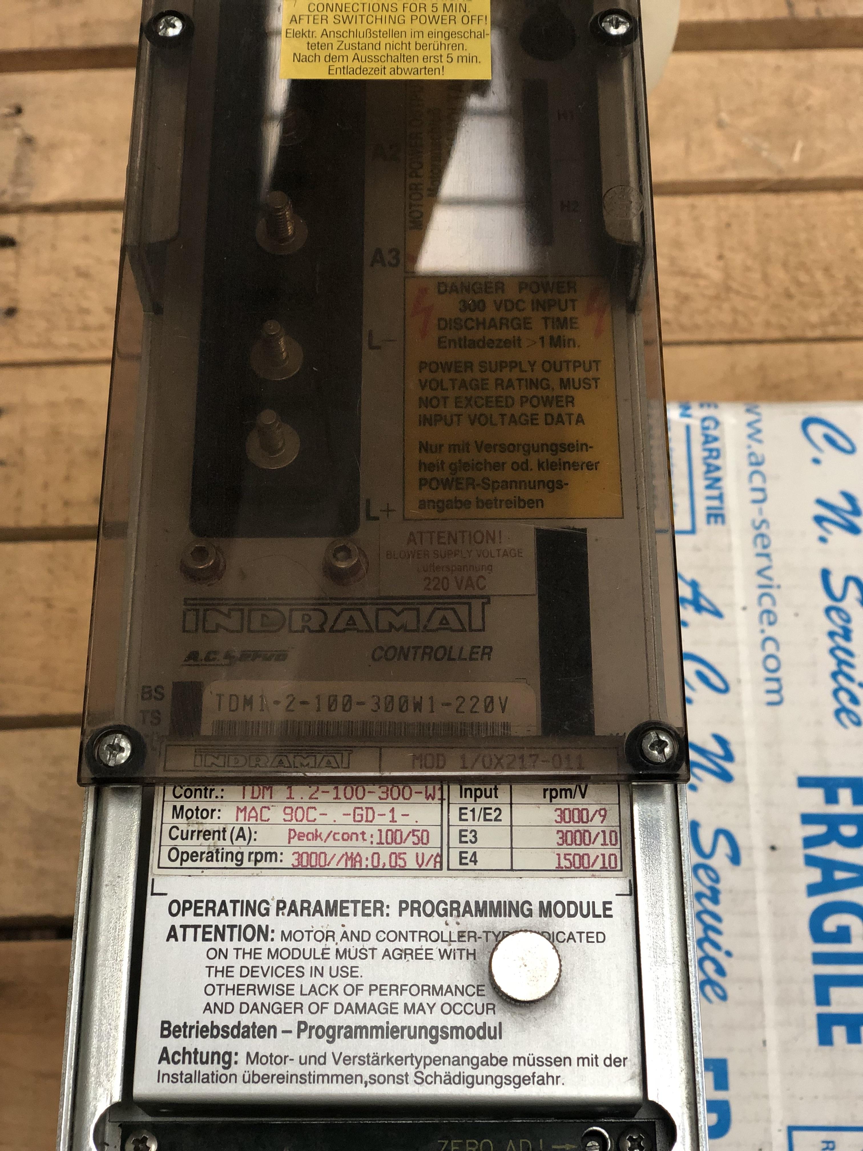 Indramat Variateur TDM 1.2-50-300W1-220V
