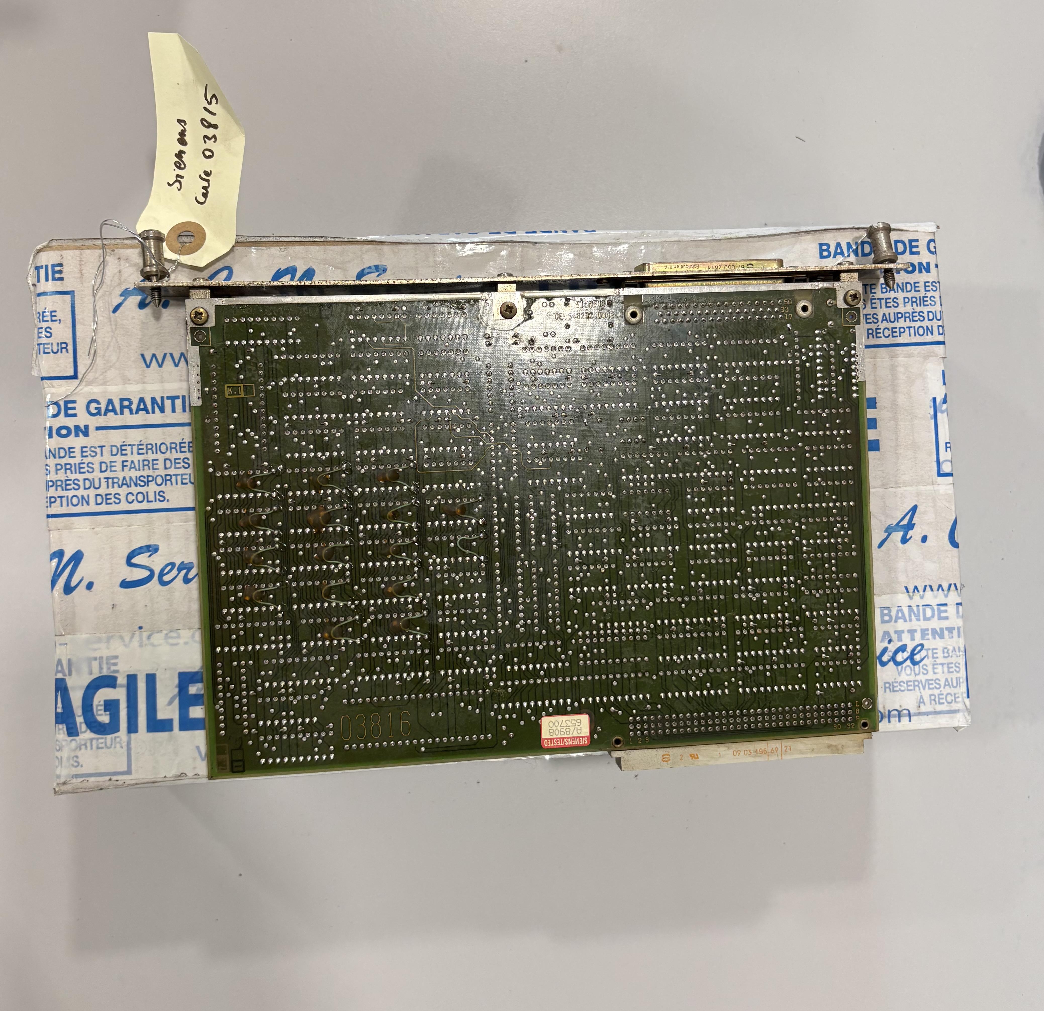 Carte numérique Siemens 6FX1123-2AB01