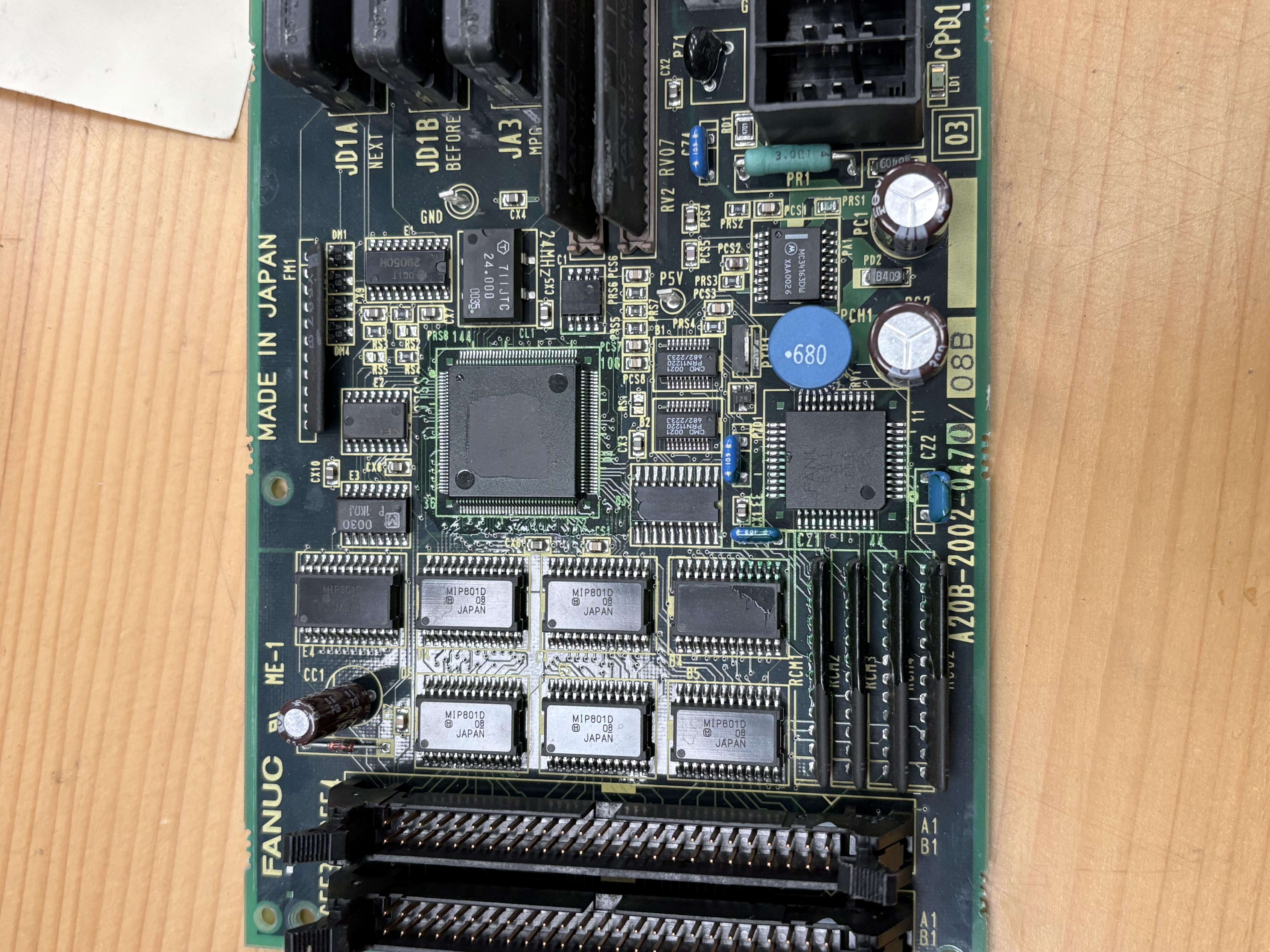 Carte Fanuc A20B-2002-0470