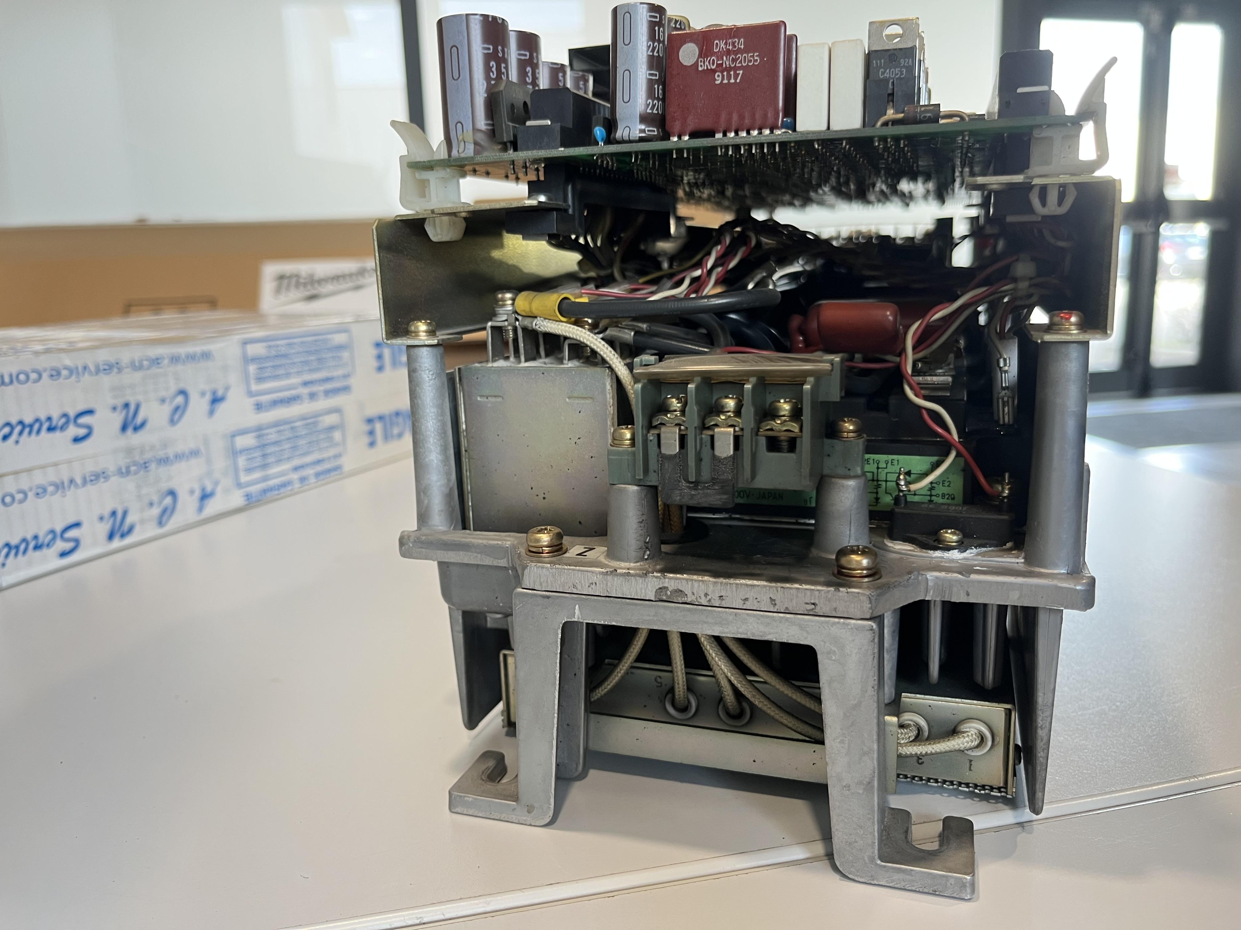 Mitsubishi Variateur d'axe MR-S1-300-E01